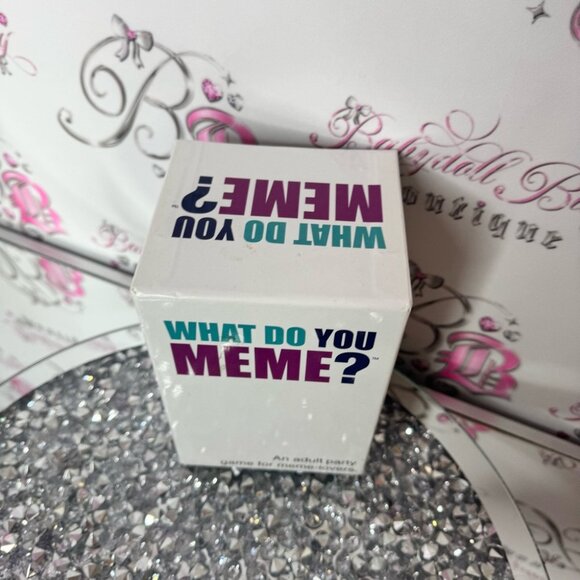 What do you meme? Game board game cards Adult Party Game - White - Picture 2 of 5